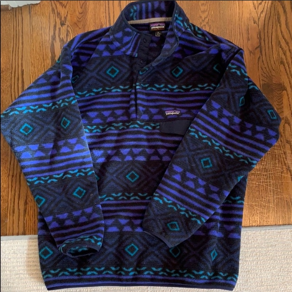 NOT FOR SALE. ISO:  in men’s large or extra large
